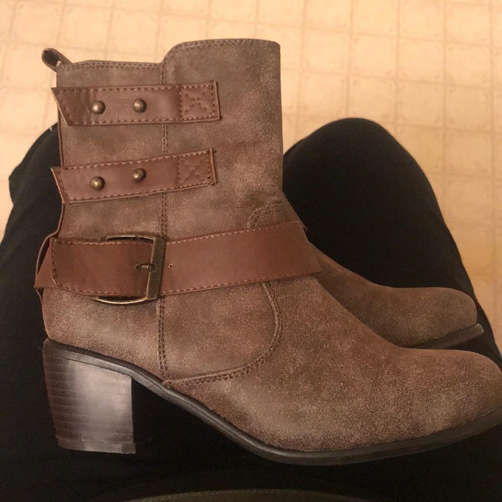 Doll house brown booties.